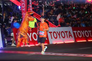 BIB: 47367
                            <button type="button" onclick="openModal(23180722)" class="btn btn-primary btn-sm float-right btn-popup" data-toggle="modal" data-target=".modal-high-quality">
                        <i class="fas fa-shopping-cart"></i> Add to Cart
                    </button>
                                            <button type="button" onclick="isThisMe(23180722, true)" class="btn btn-success btn-sm float-right btn-popup btn-isme hidden" data-toggle="tooltip" data-placement="bottom" title="นี่คือรูปของคุณใช่ไหม คลิกที่นี่เพื่อเอาเข้าอัลบั้ม">
                        <i class="fas fa-plus"></i> Add to album
                    </button>
                    <button type="button" onclick="isThisMe(23180722, false)" class="btn btn-warning btn-sm float-right btn-popup btn-isnotme hidden">
                        <i class="fas fa-ban"></i> Remove from album
                    </button>